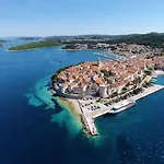Domus Nostrae - Peljesac 1 Holiday home Sreser