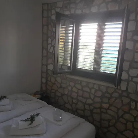 別荘 Domus Nostrae - Peljesac 1 セレセル