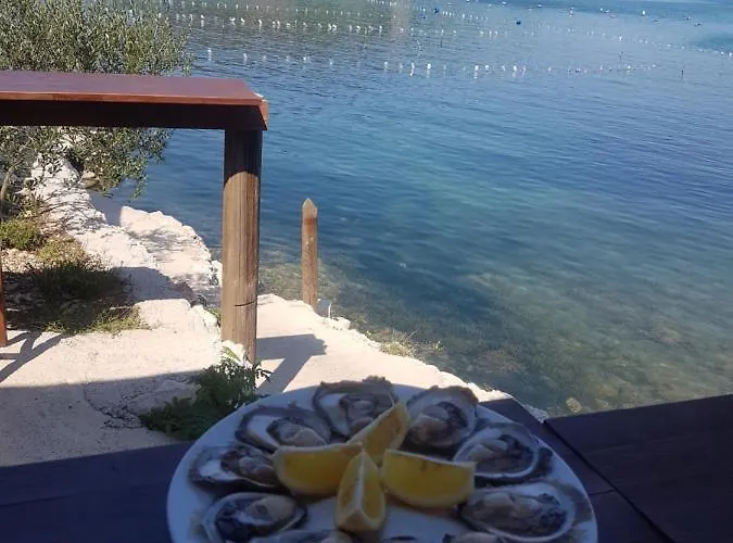 Domus Nostrae - Peljesac 1 Дом отдыха *